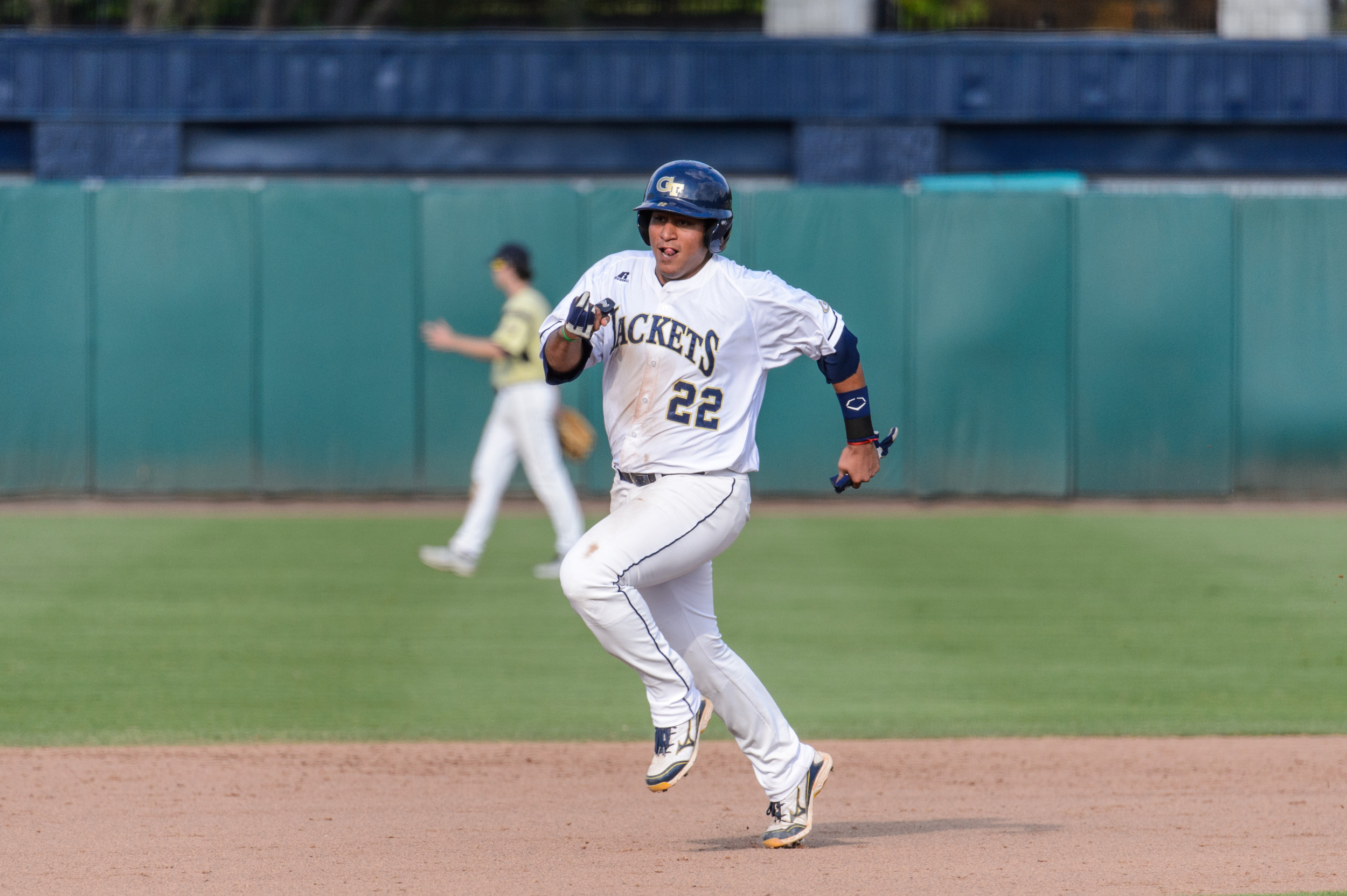 Alex Cruz (22) - White-Gold Series Oct. 2013