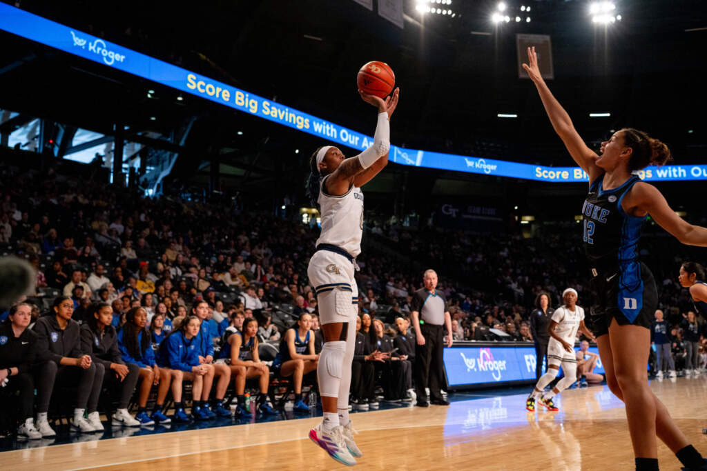 Women's Basketball- Zoe Smith