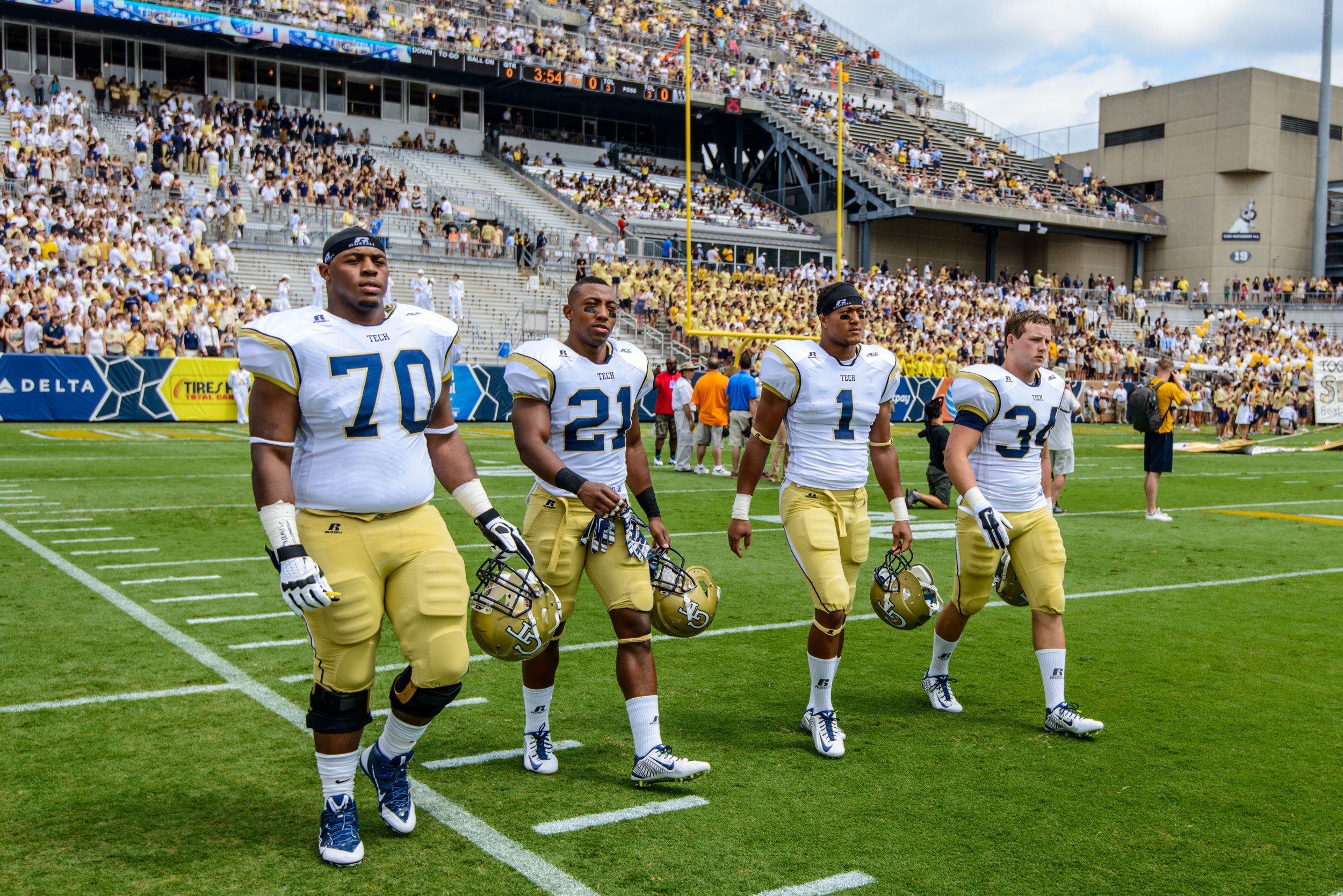 Matt Connors (34), Isaiah Johnson (1), Shaquille Mason (70), Charles Perkins (21)