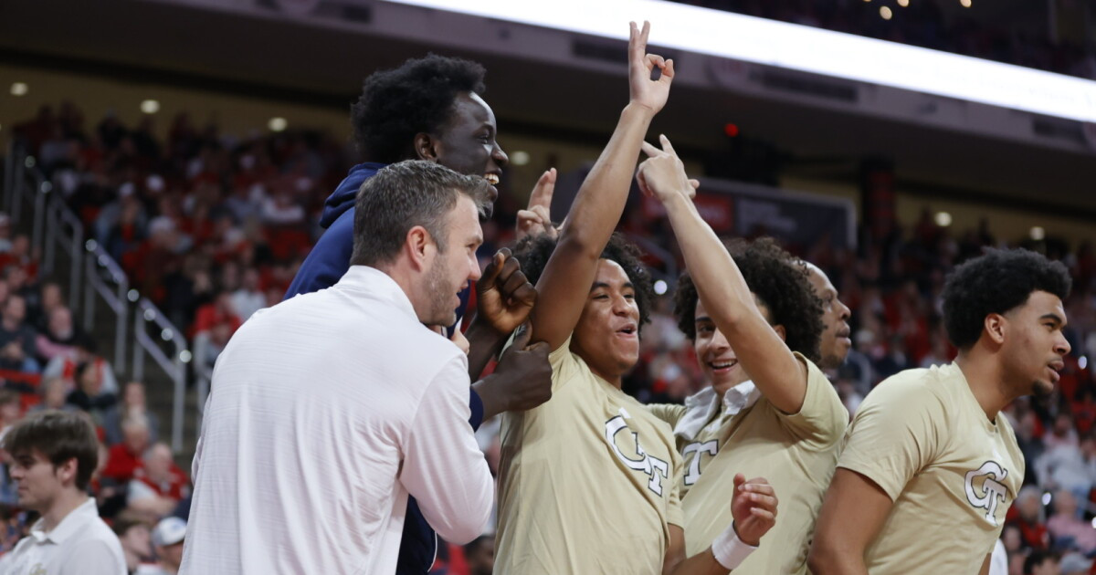 PHOTOS: Men’s Basketball at NC State