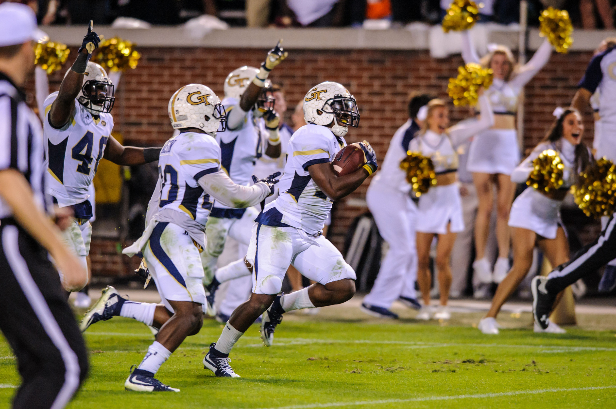 Lawrence Austin (20), Lance Austin (17), P.J. Davis (40)