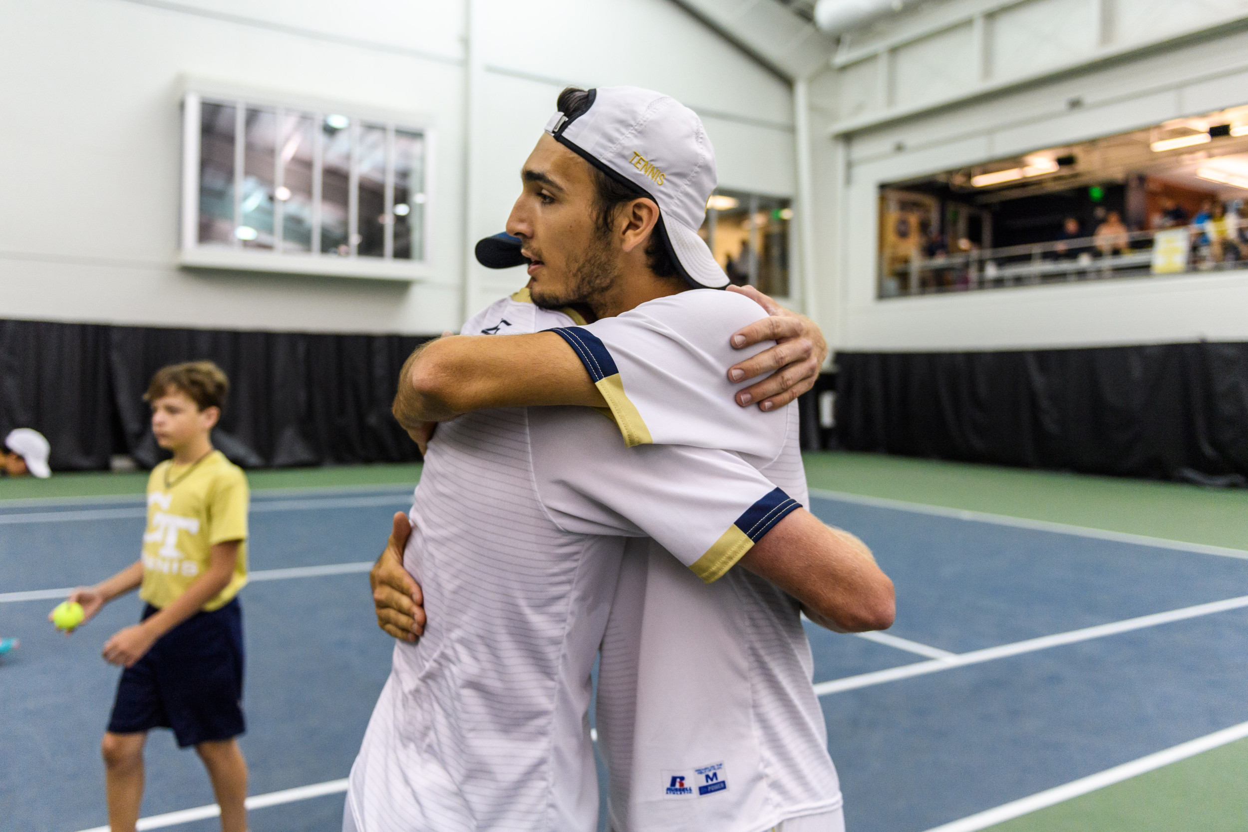 Carlos Divar, Michael Kay