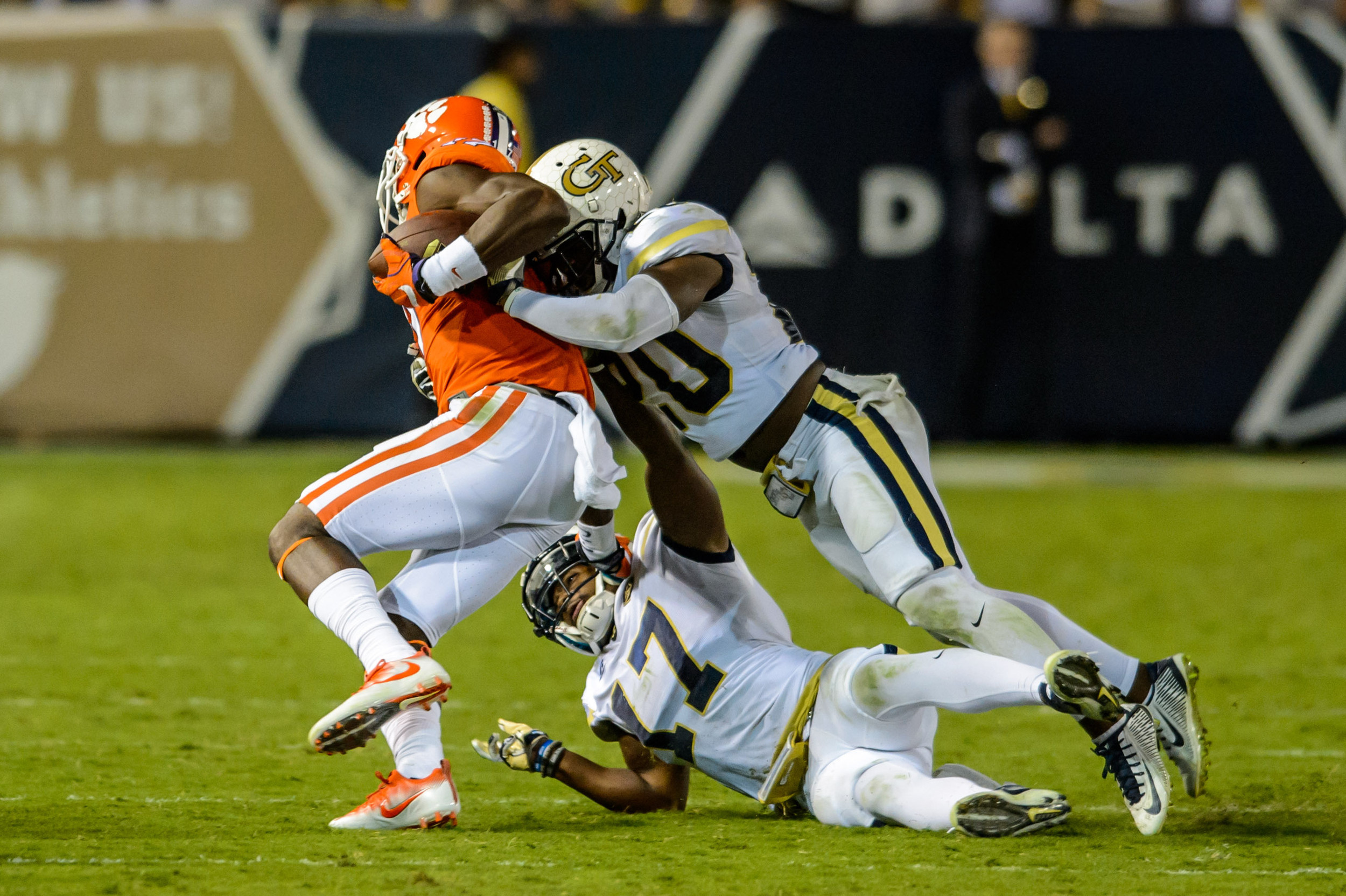 Lawrence Austin (20), Lance Austin (17)