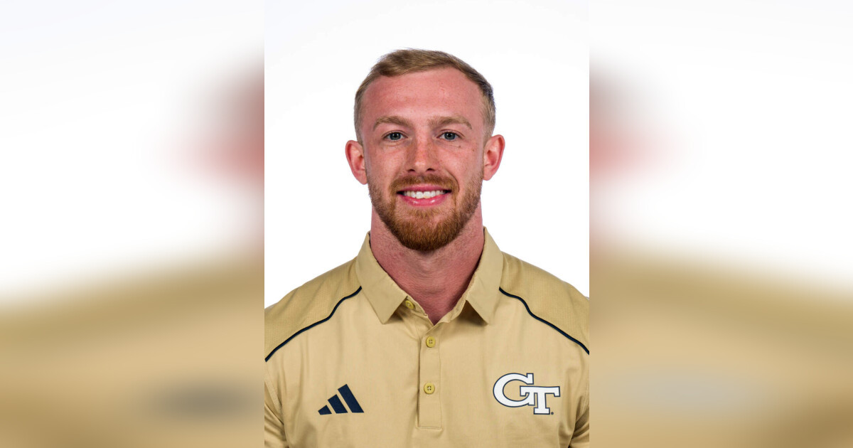 Trent Davis Football — Tech Yellow Jackets