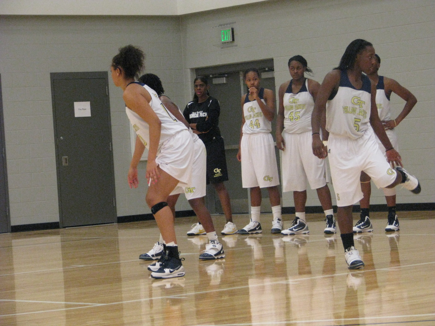 Team continues to practice in Zelnak Center