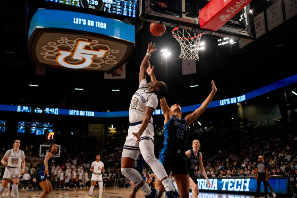 Women's Basketball- Dani Carnegie