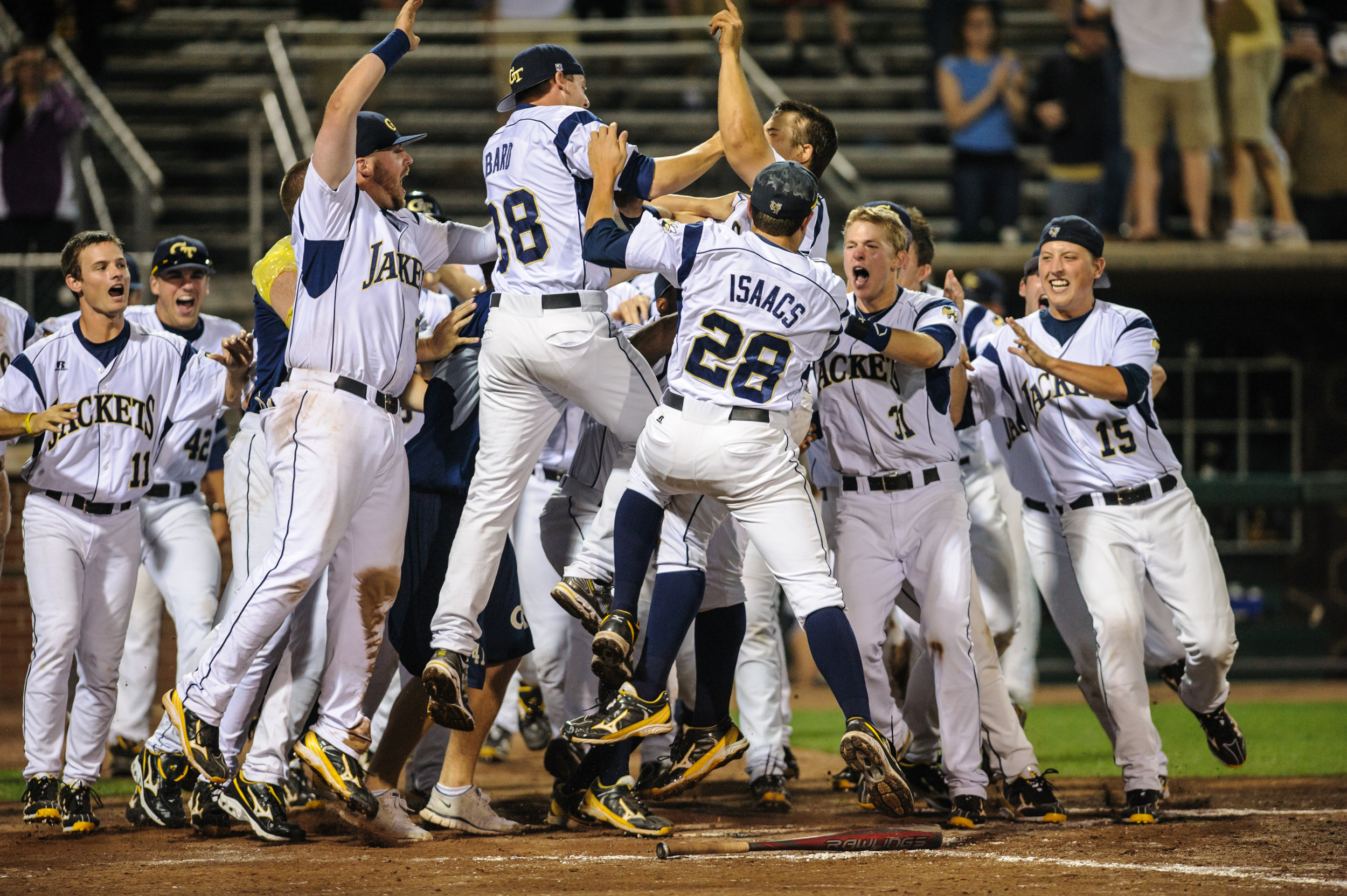 The team reacts to Daniel Palka's walk off HR.