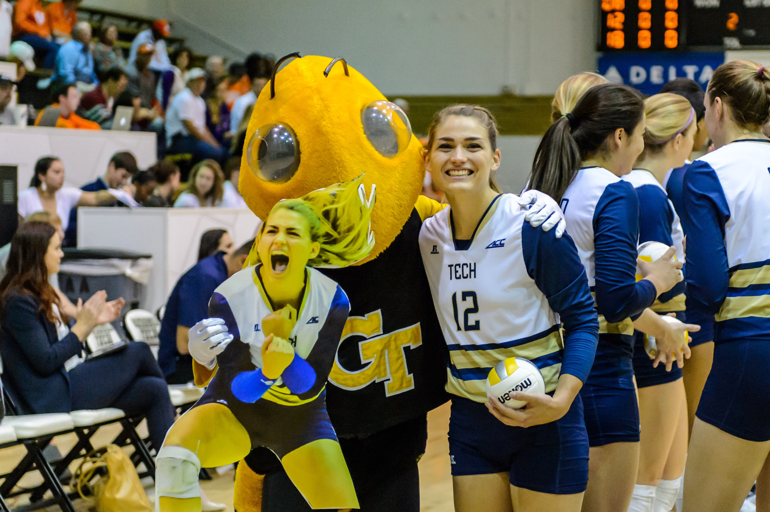 Wimberly Wilson (12) and Buzz