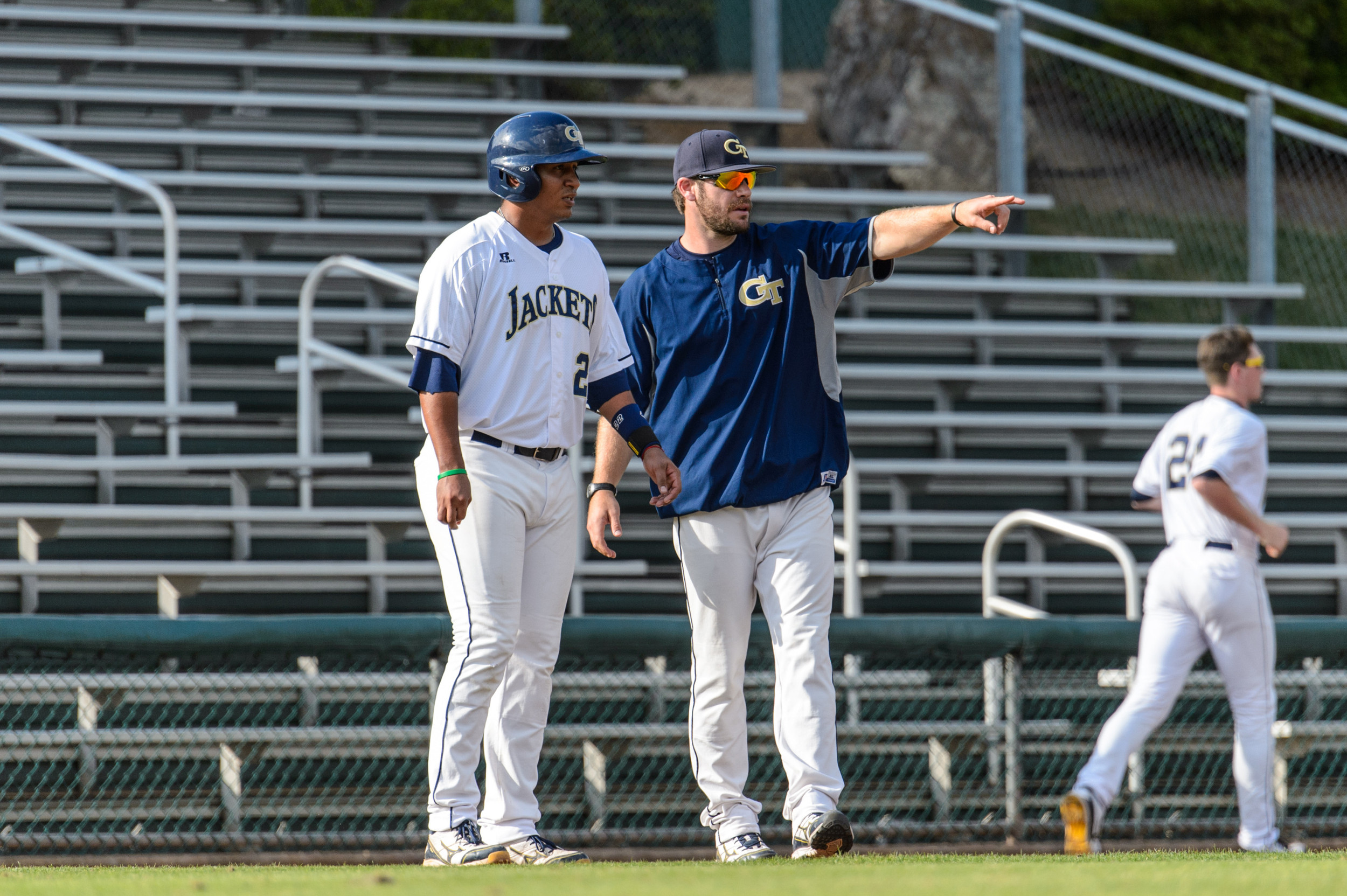 Alex Cruz (22), Tony Plagman - White-Gold Series Oct. 2013