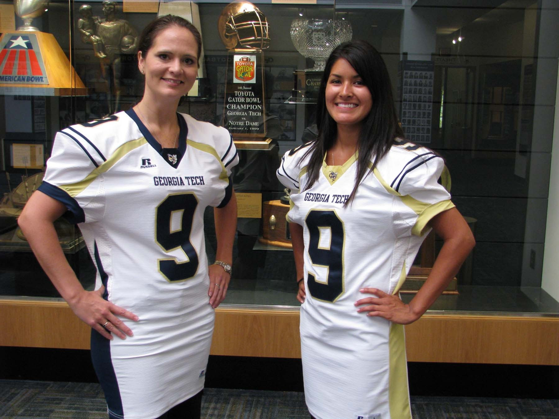 Mindy Hyde (left) is wearing the brand new 2010 road jersey, while Nicole Ikeda has on the 2010 home jersey.