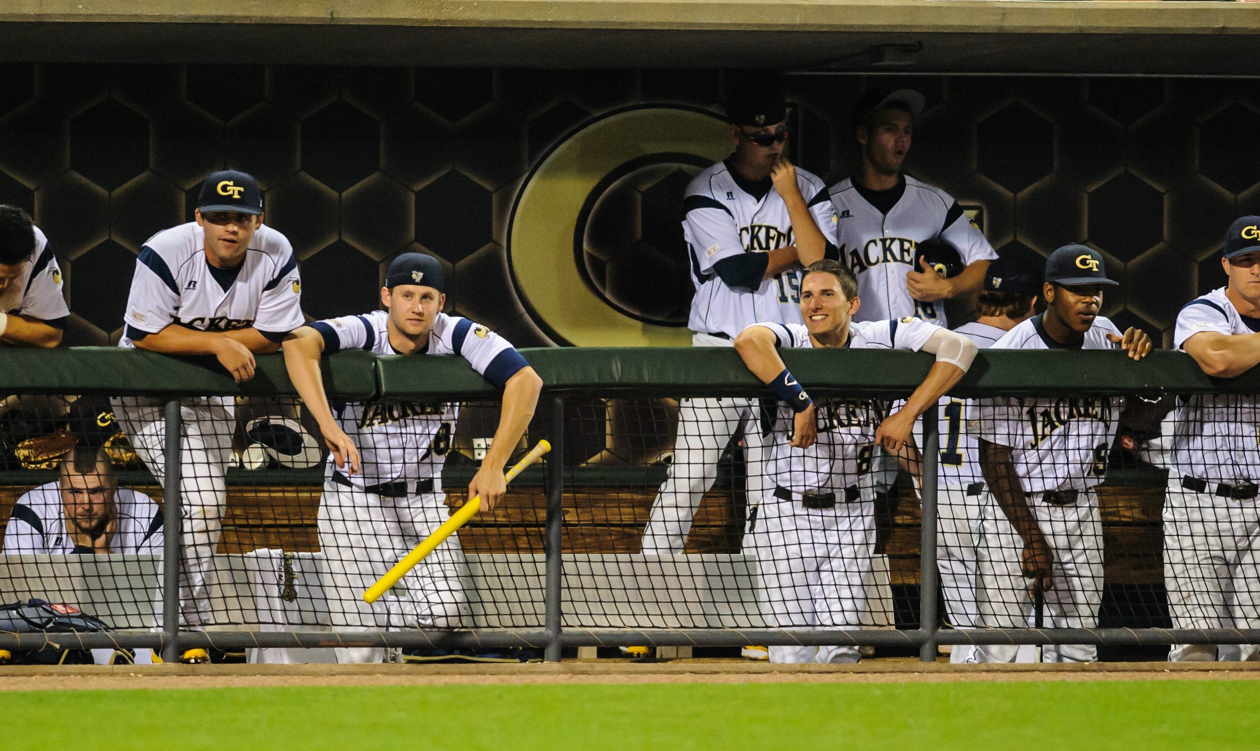 Luke Bard (38), Kyle Wren (8)