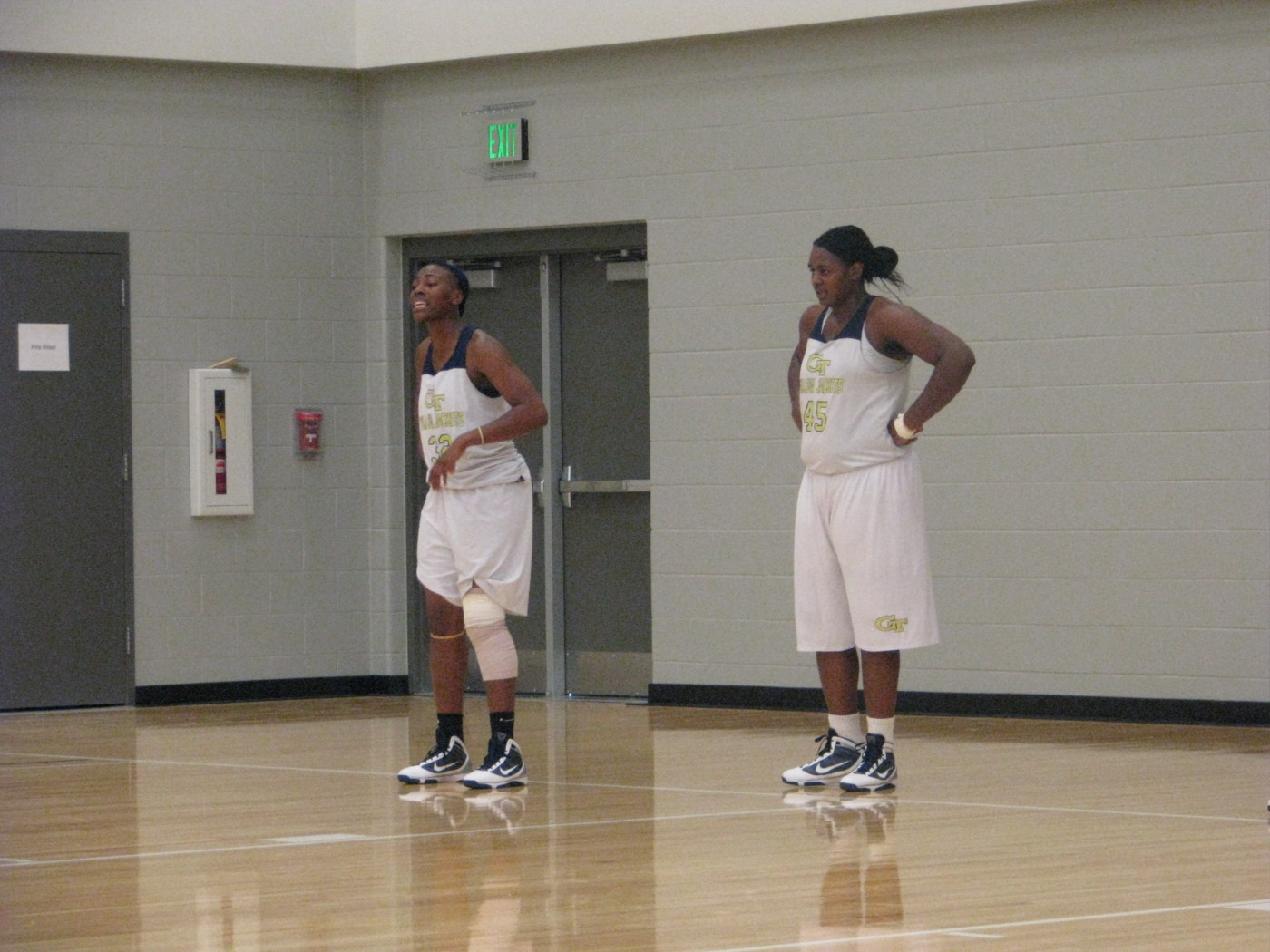 Team continues to practice in Zelnak Center