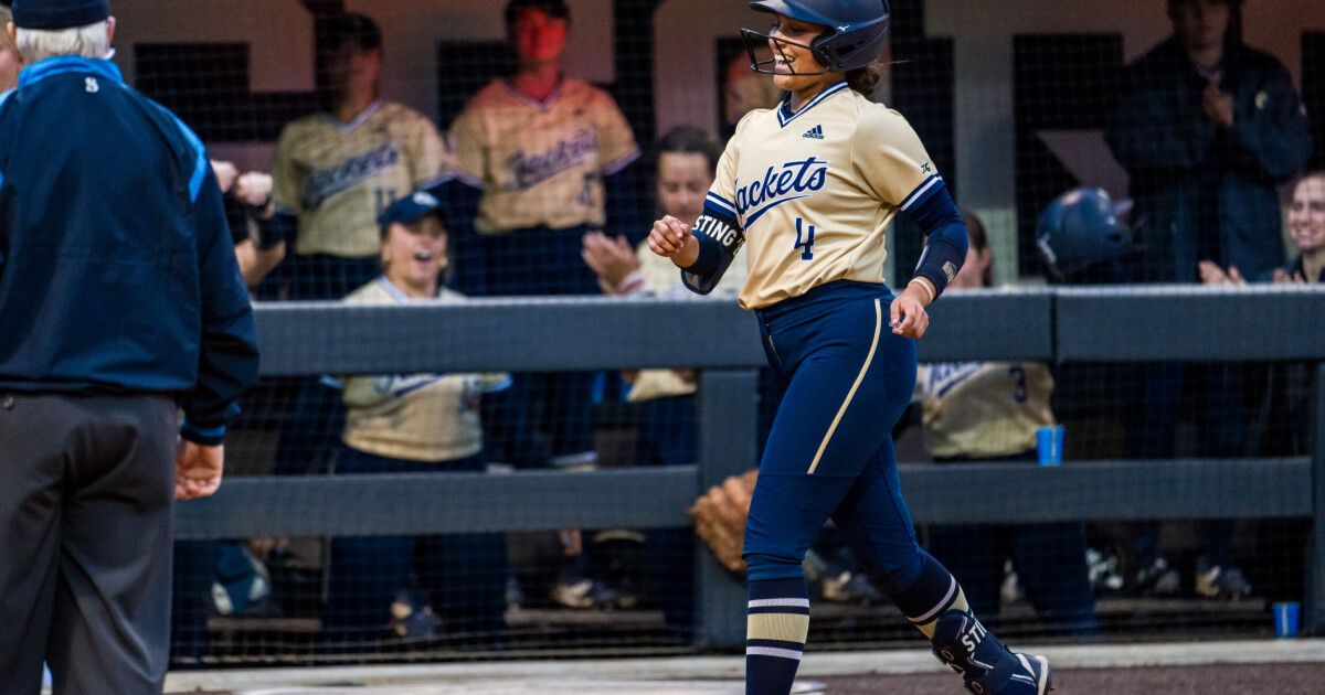 Jackets Defeat Virginia with 3rd Straight Home Walk Off