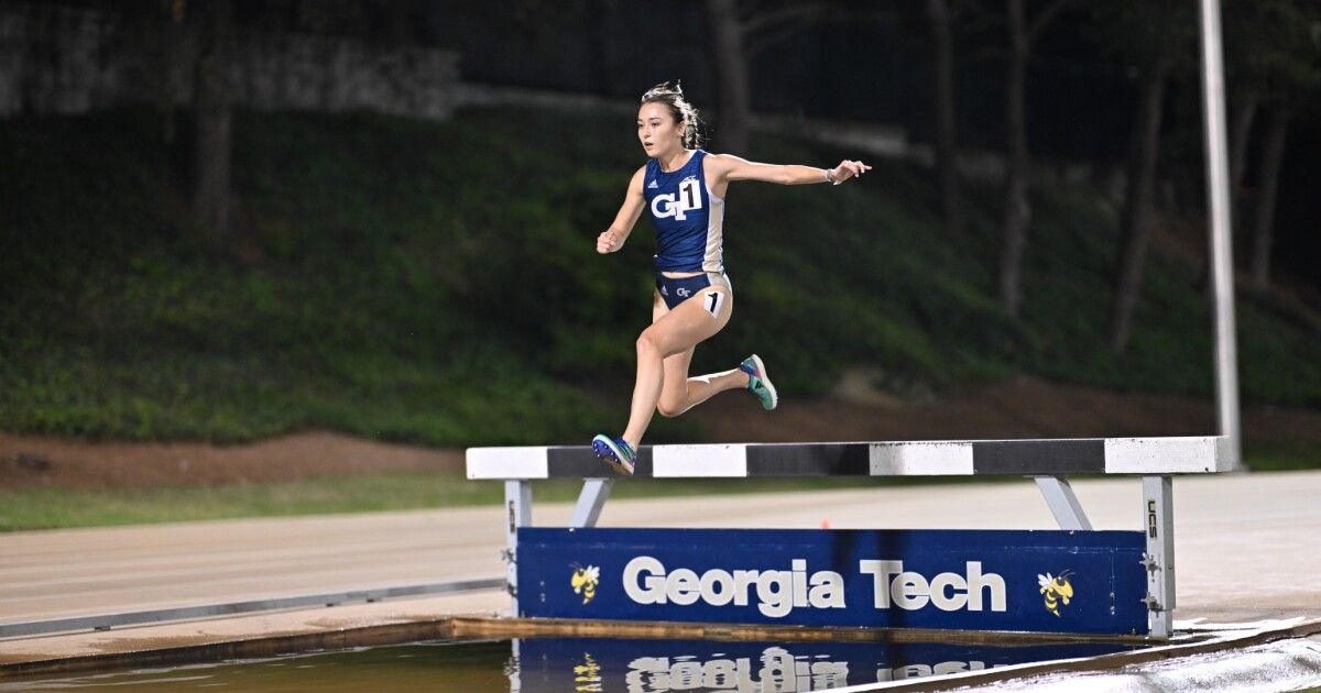 Four Jackets Lead Tech In Day One of GT Invite (Copy)