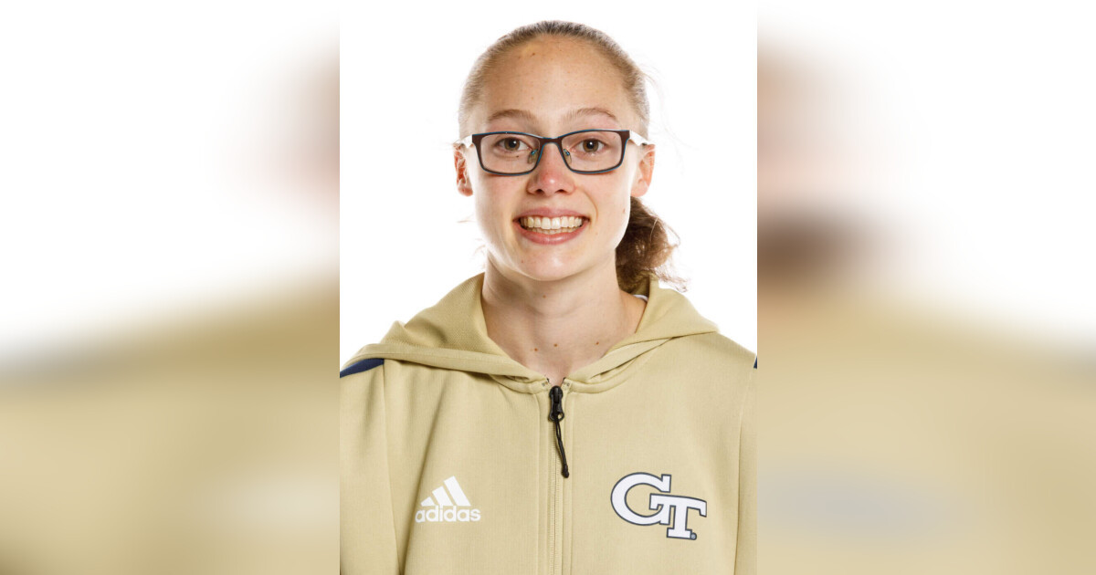 McKenna Croft Women’s Cross Country Tech Yellow Jackets