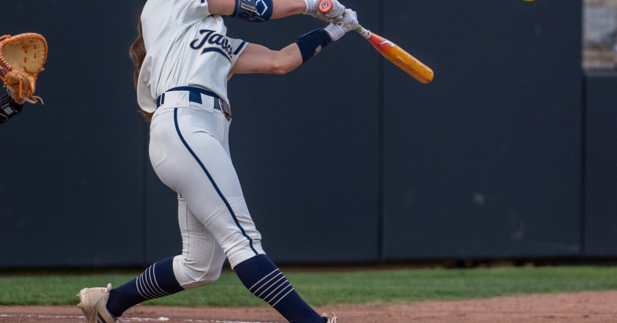 Jackets Upset No. 10 Virginia Tech for Historic Top 10 Win