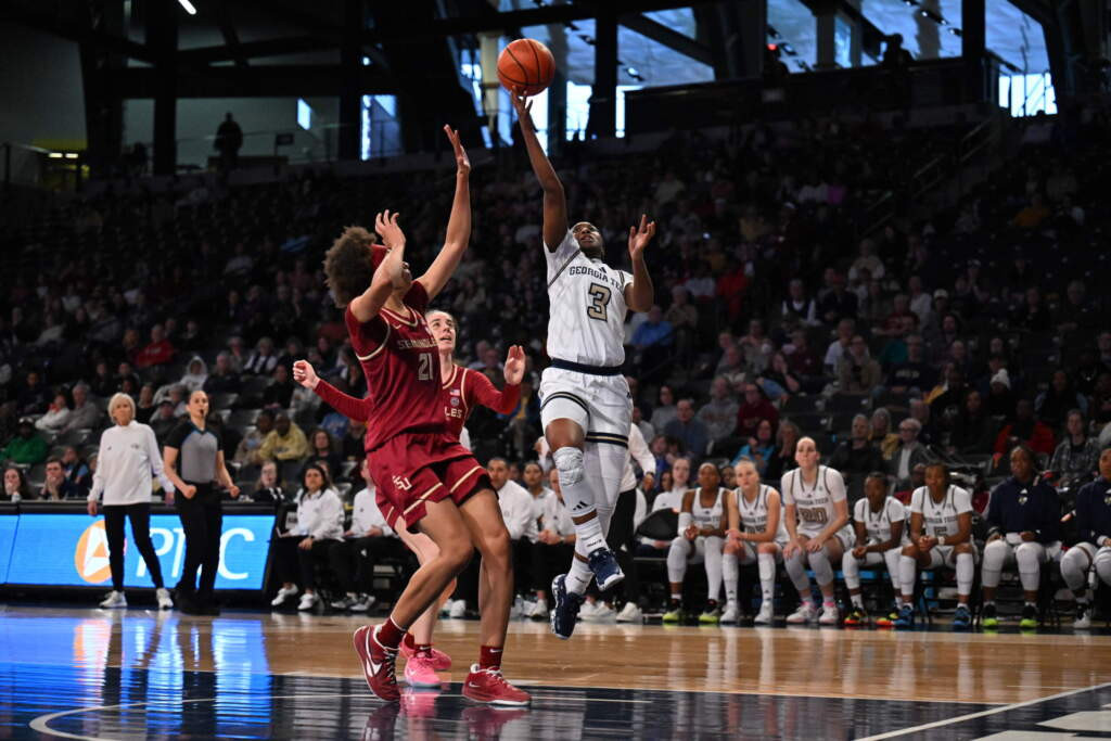 Women's Basketball- Dani Carnegie
