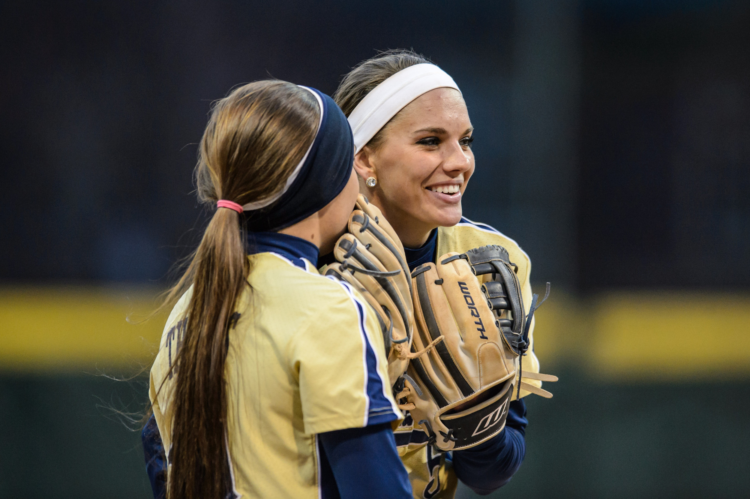 Ashley Thomas (5), Chelsie Thomas (11)