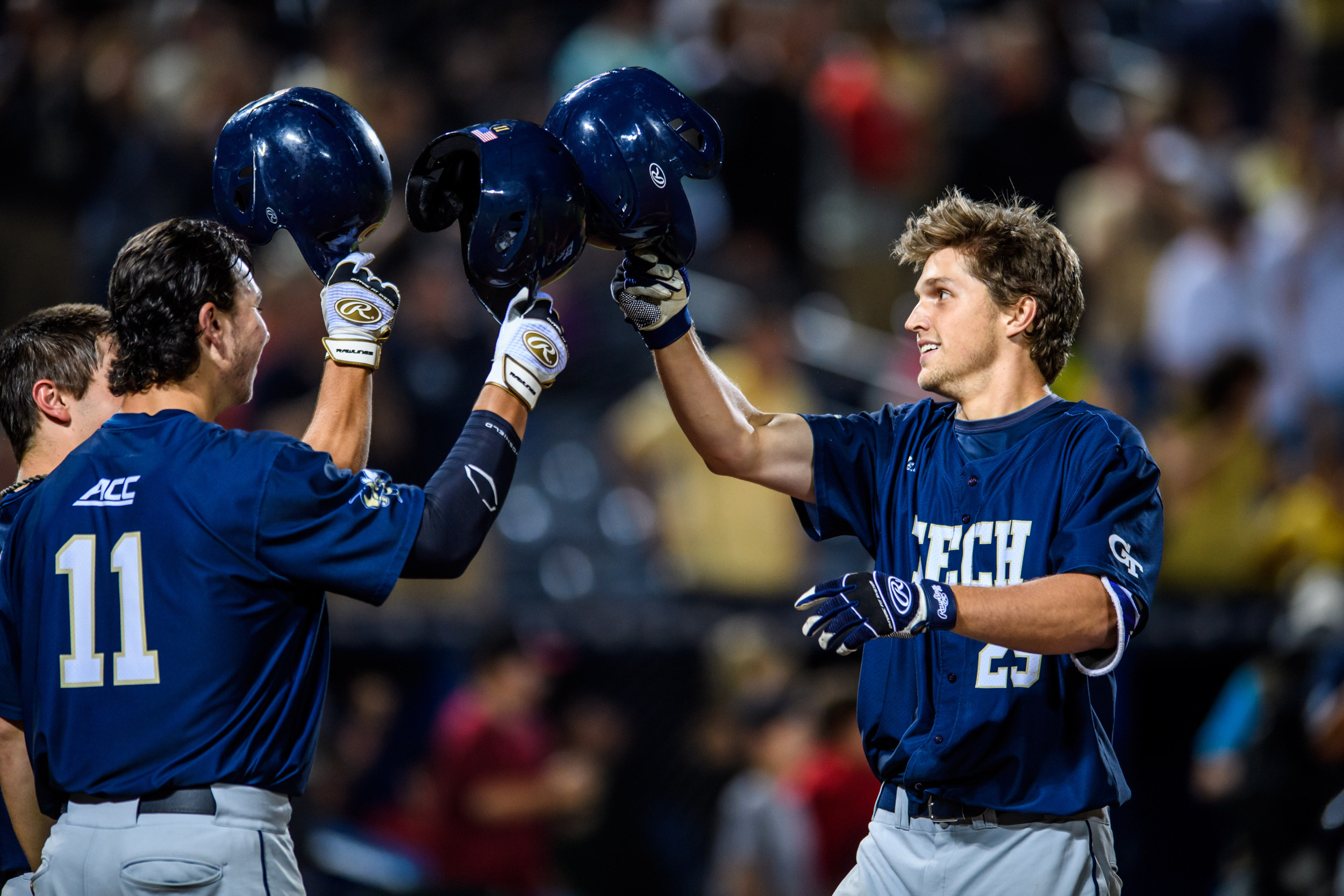 Tristin English (11), Kel Johnson (25)