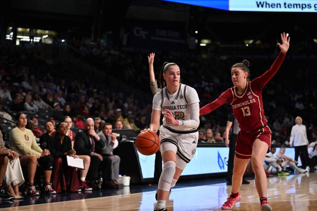Women's Basketball- Ines Noguero