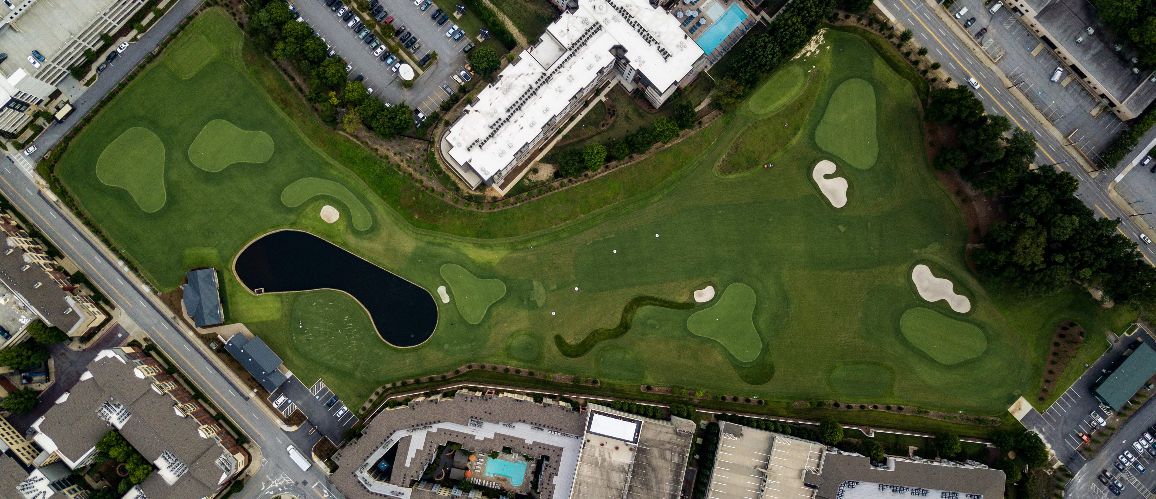 Noonan Golf Facility Tech Yellow Jackets