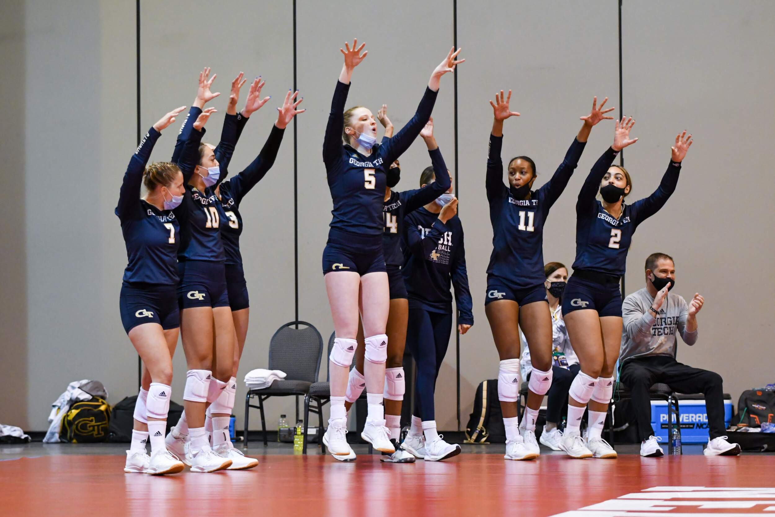 GALLERY Volleyball vs. No. 3 Minnesota in NCAA Tournament